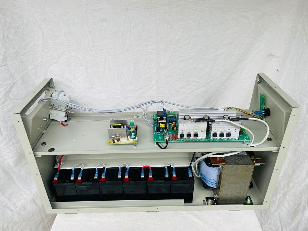 UPS with battery - Image 5