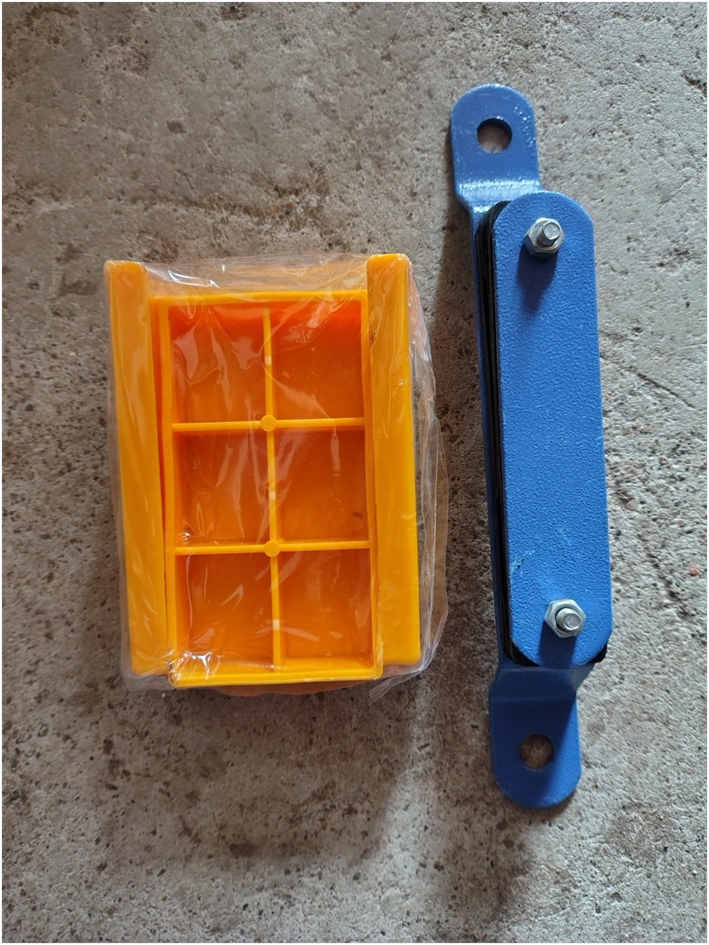Cable Hanger M.S And Cable Hanger Plastic